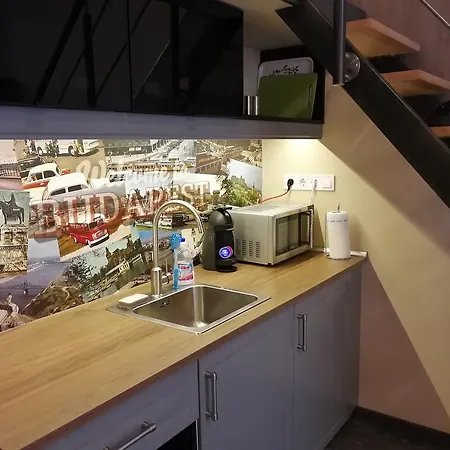 Rakoczi Apartmán *